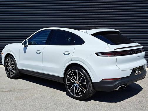 2025 Porsche Cayenne 
