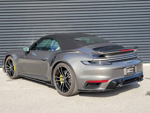Agate Grey Metallic 2023 Porsche 911