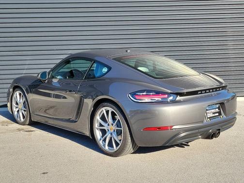 2018 Porsche 718 Cayman 