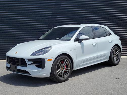 2021 Porsche Macan 