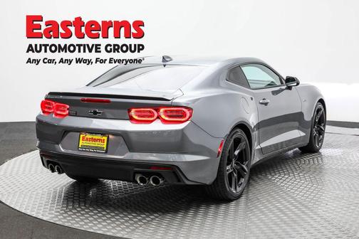 2021 Chevrolet Camaro RWD Coupe LT1