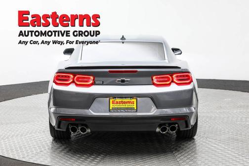 2021 Chevrolet Camaro RWD Coupe LT1