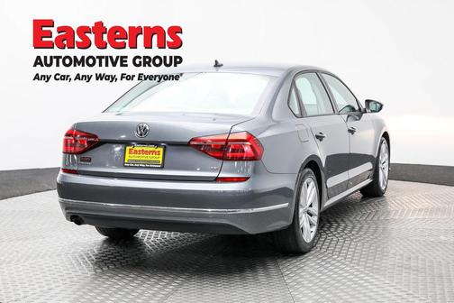 2019 Volkswagen Passat 2.0T Wolfsburg Edition