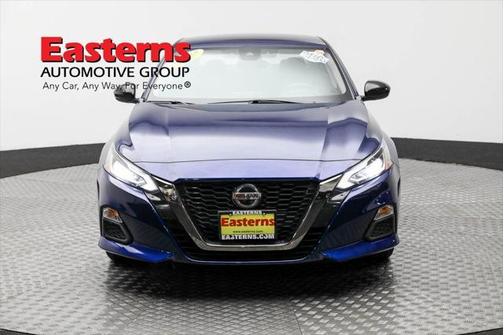 2022 Nissan Altima SR FWD