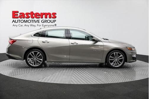 2022 Chevrolet Malibu FWD LT