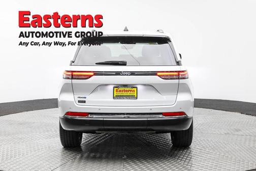 2022 Jeep Grand Cherokee 4xe Base