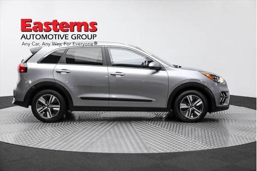 2022 Kia Niro LXS