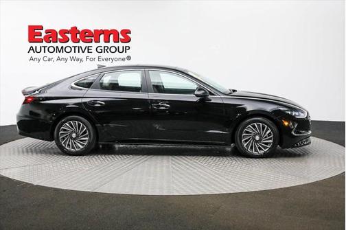 2023 Hyundai SONATA Hybrid Limited