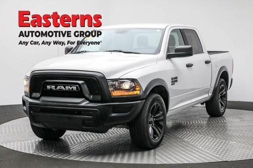2024 RAM 1500 Classic Warlock Crew Cab 4x2 5'7' Box