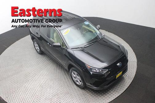 2022 Toyota RAV4 Hybrid LE