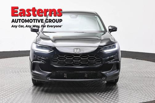 Crystal Black Pearl 2024 Honda HR-V LX