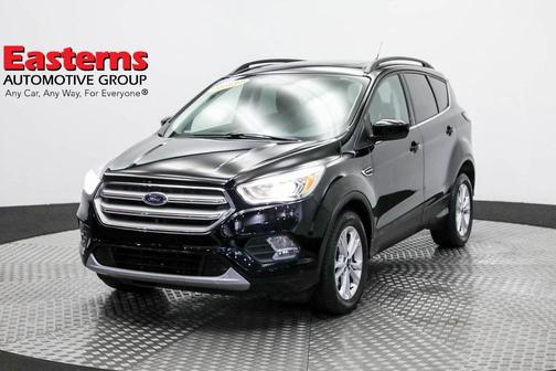 Photo 1 of 62 of 2018 Ford Escape SEL