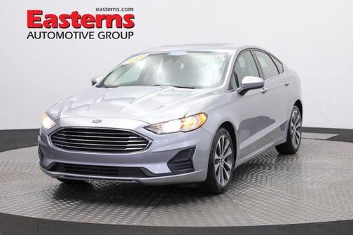 Photo 1 of 62 of 2020 Ford Fusion SE