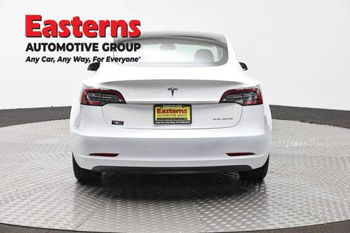 Pearl White Multi-Coat 2019 Tesla Model 3 Long Range