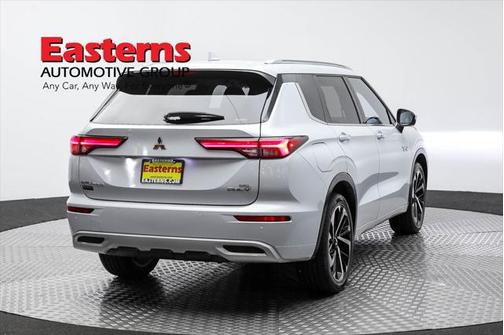 2023 Mitsubishi Outlander PHEV SEL