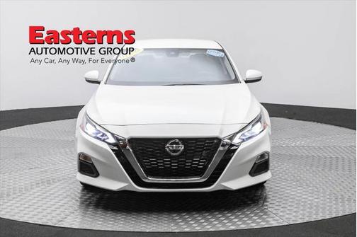 2020 Nissan Altima SR FWD
