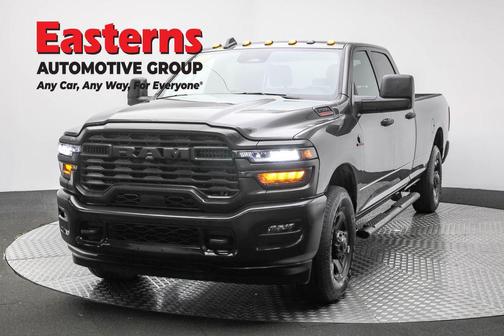 2025 RAM 2500 Tradesman Crew Cab 4x2 8' Box
