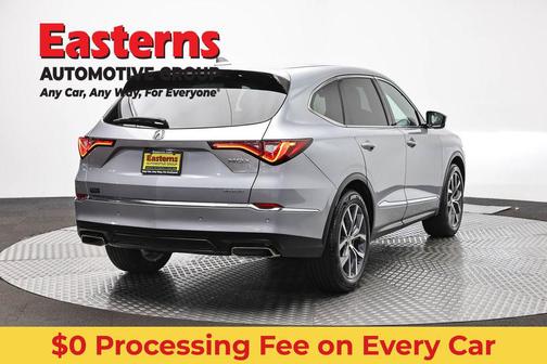 Lunar Silver Metallic 2023 Acura MDX Technology Package