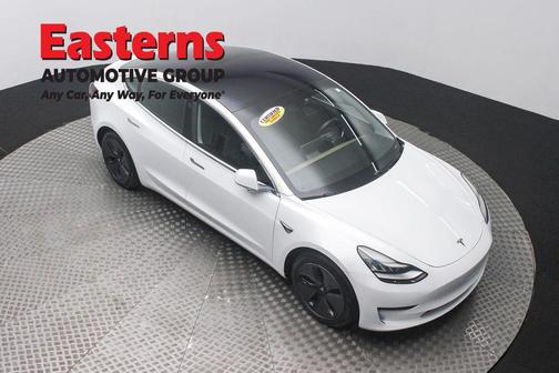 Pearl White Multi-Coat 2018 Tesla Model 3 Long Range