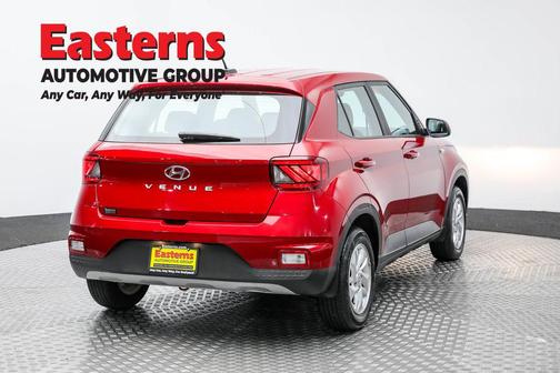 2023 Hyundai VENUE SE