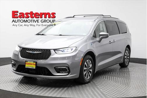 2021 Chrysler Pacifica Hybrid Touring L