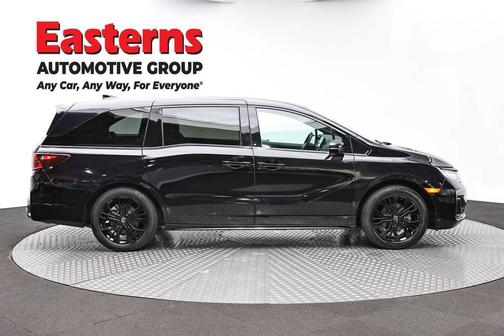 Crystal Black Pearl 2025 Honda Odyssey Sport-L