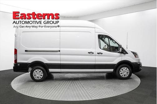 2022 Ford Transit-350 Base
