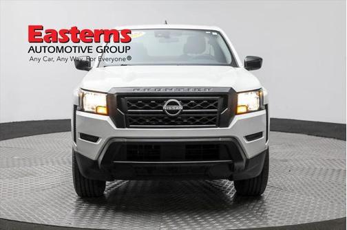 2022 Nissan Frontier S