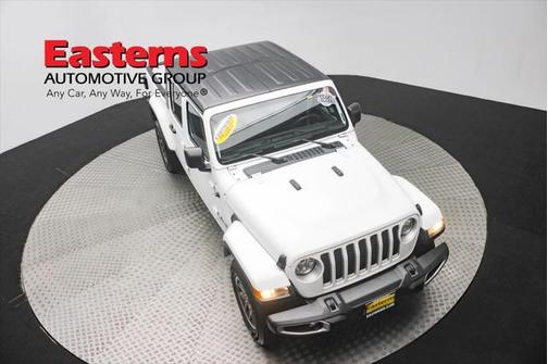 2023 Jeep Gladiator Overland
