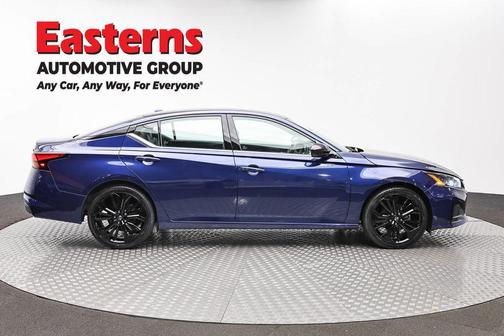 Deep Blue Pearl 2023 Nissan Altima SR FWD
