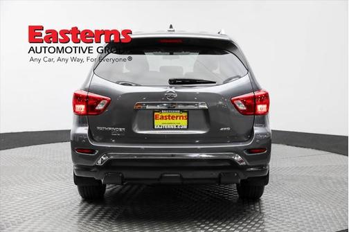 2019 Nissan Pathfinder S