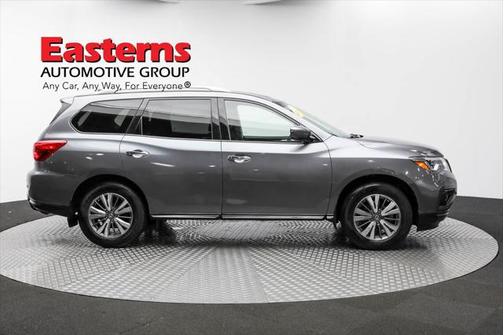 2019 Nissan Pathfinder S