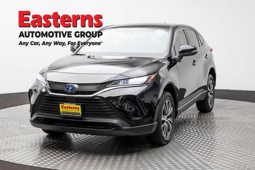 Black 2022 Toyota Venza LE