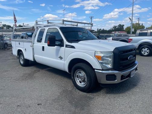 Oxford White 2015 Ford F-250 XL