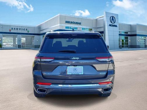 2023 Jeep Grand Cherokee Overland