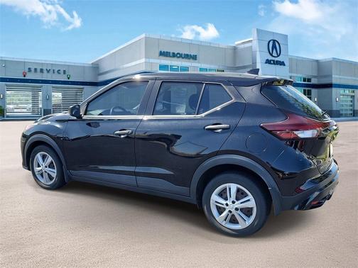 2021 Nissan Kicks S