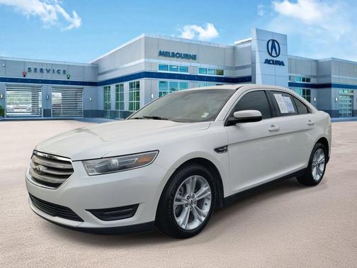 2015 Ford Taurus SEL