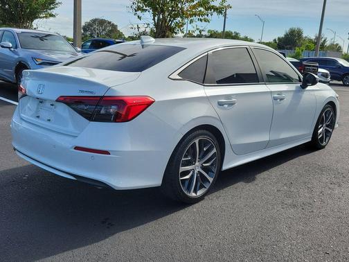 2023 Honda Civic Touring