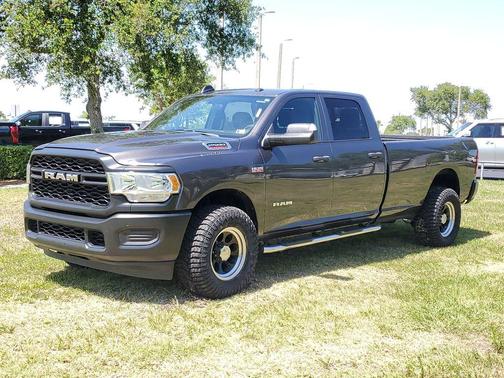 Granite Crystal Clearcoat Metallic 2022 RAM 2500 Tradesman