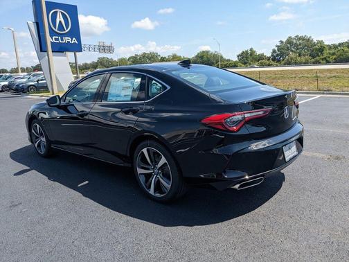 2025 Acura TLX Technology