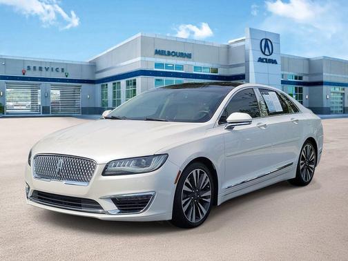 White Platinum Tri-Coat Metallic 2017 Lincoln MKZ Reserve