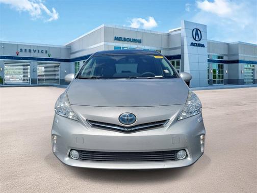 2012 Toyota Prius v Five
