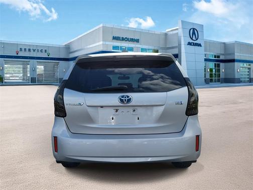 2012 Toyota Prius v Five