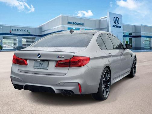 Rhodonite Silver Metallic 2019 BMW M5 Base