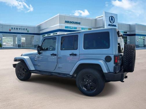 2012 Jeep Wrangler Unlimited Sahara