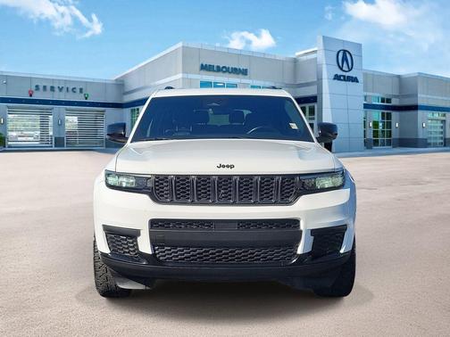 2022 Jeep Grand Cherokee L Laredo