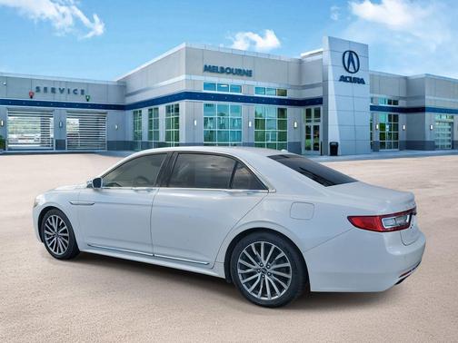 2017 Lincoln Continental Select