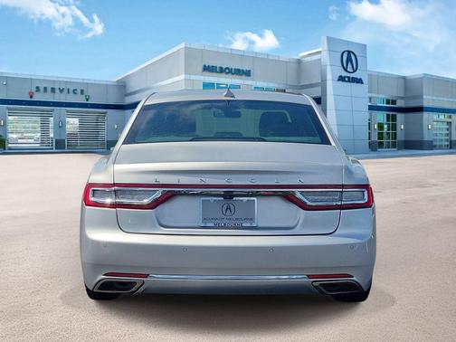Ingot Silver Metallic 2019 Lincoln Continental Standard