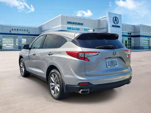 Lunar Silver Metallic 2022 Acura RDX Technology Package