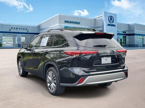 2021 Toyota Highlander Platinum